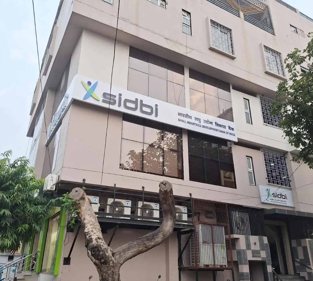 Maharani Villa Benaras - Garden View Apartment 2Bhk Furnished Flat Near Kashi Vishwanath Temple 2 Km Varanasi
